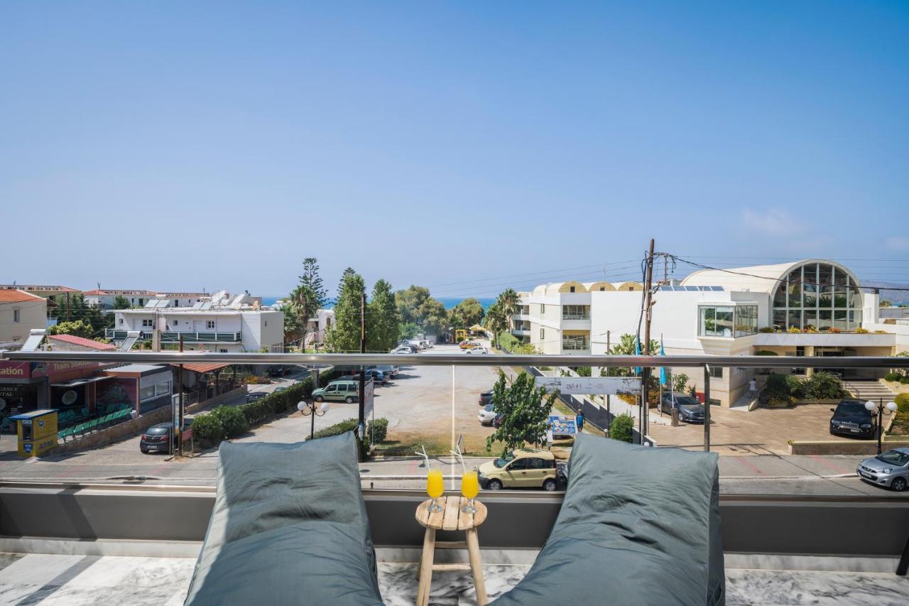 Sun Ray Luxury Apartments Agia Marina Eksteriør billede