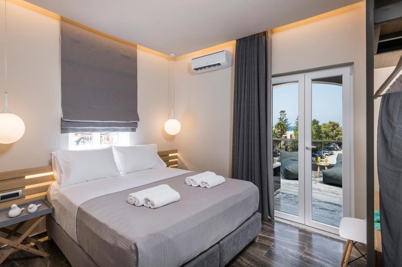 Sun Ray Luxury Apartments Agia Marina Eksteriør billede
